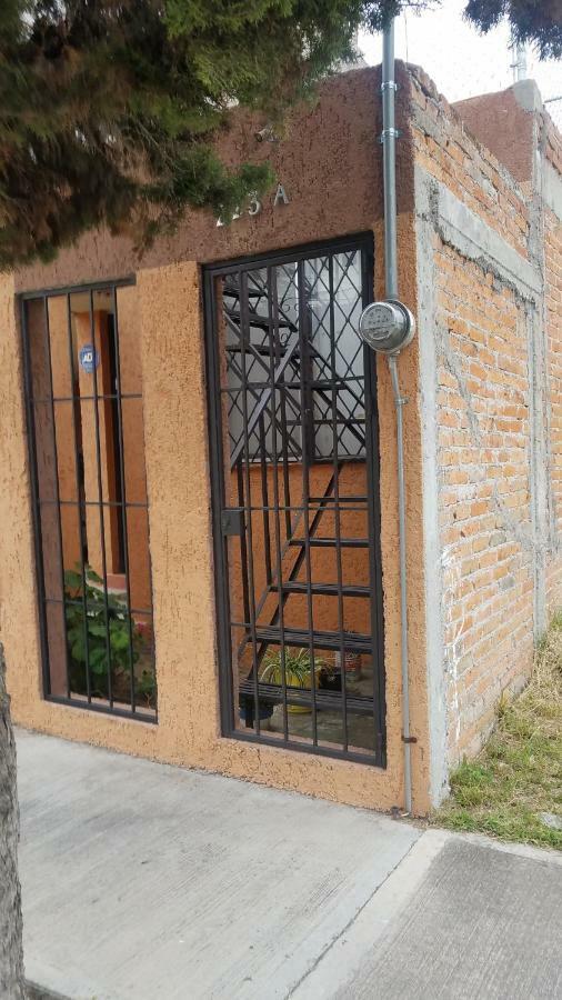 Suite Amplia Privada A 8 Min Del Centro Aguascalientes Exterior photo